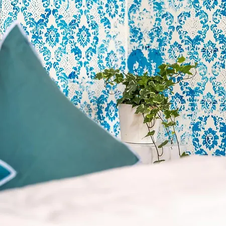 Sleep In Guest house *